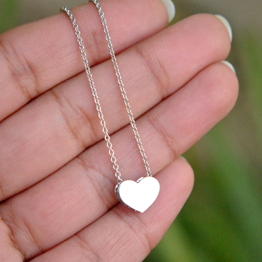 Elegant Silver Heart Pendant Necklace