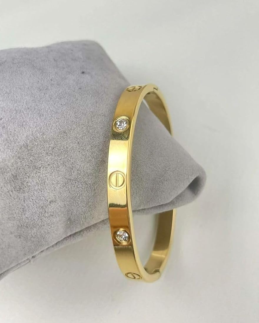 Luxury Screw Motif Gold Bracelet